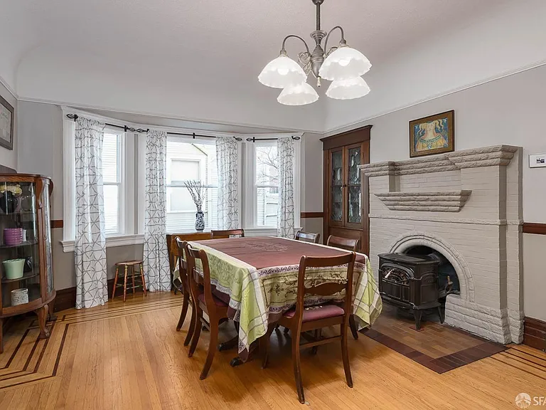 857 Laurel St — Photo 13