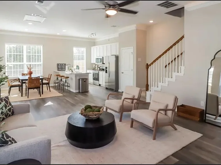 419 Northwood Dr — Photo 5