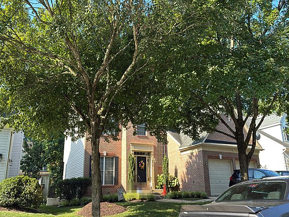 3rd image of 8020 Moss Bank Dr