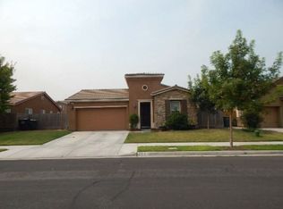 3221 W Cecil Ave, Visalia, CA