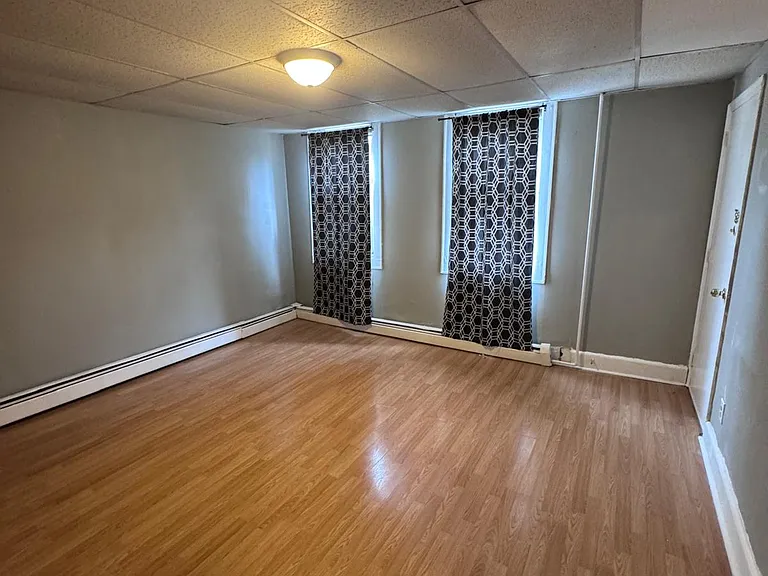 71 W 18th St #2 — Photo 5