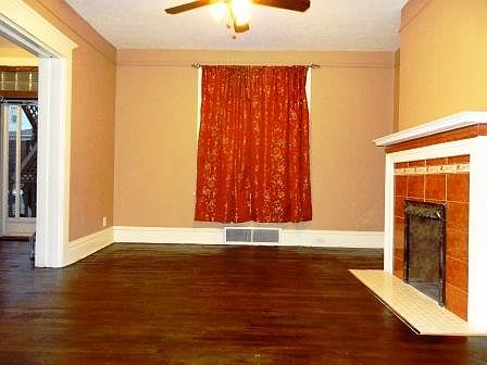 2nd image of 1211 Clairhaven St