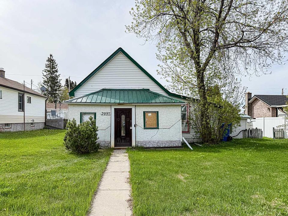 1st image of 2031 18th Ave