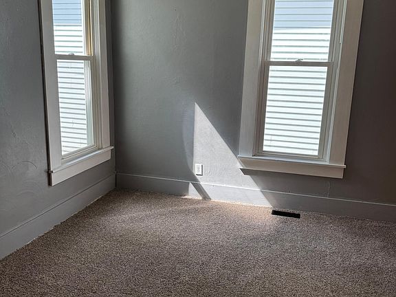5th image of 411 Euclid Ave #411
