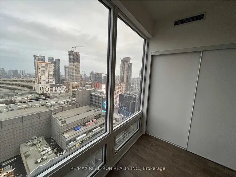 20 Edward St #2203 — Photo 10