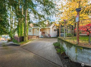 Shelby, Lynnwood, WA 98087