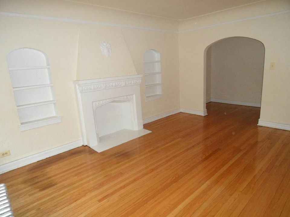 1st image of 6325 N Mozart St APT 3G