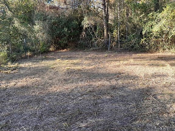3rd image of 1615 Greenbelt Dr