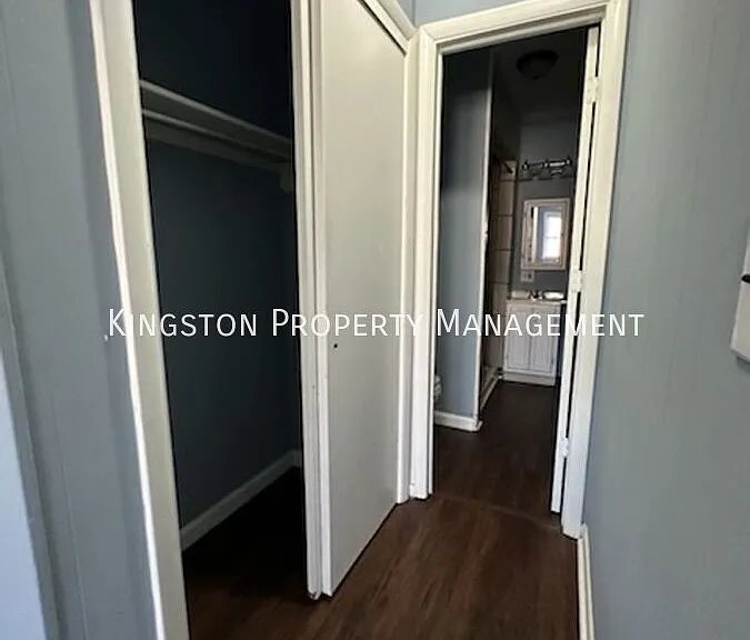 208 E Adair St #6 — Photo 16