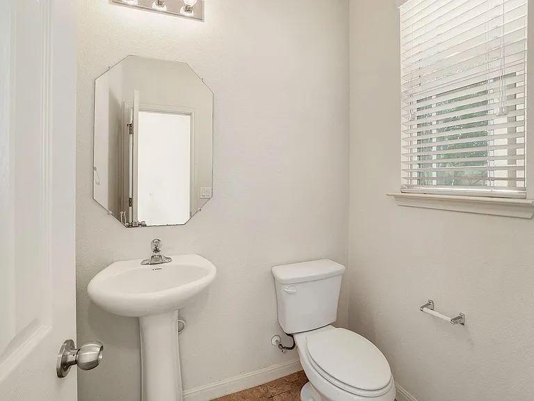 18317 Mammoth Cave Blvd — Photo 22