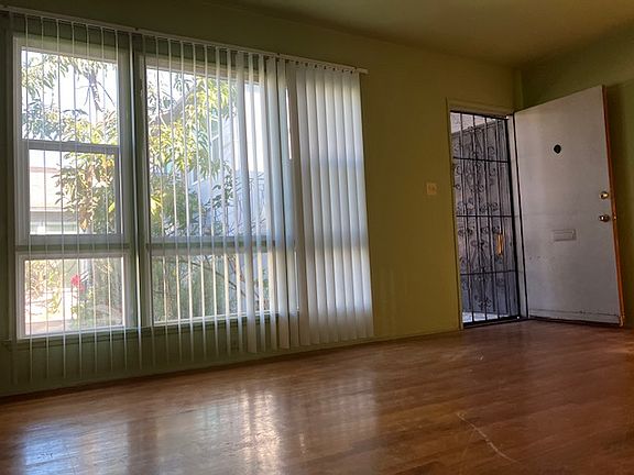 4th image of 718 W Redondo Beach Blvd #718