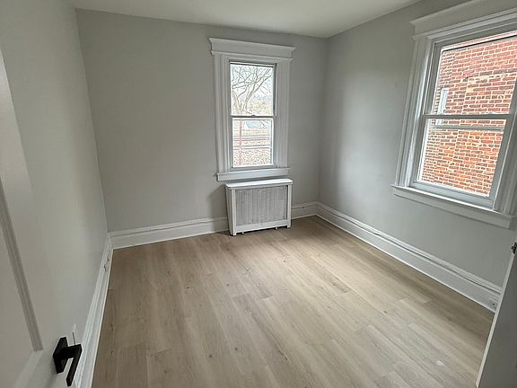 2nd image of 539 Scotland Rd Floor 2