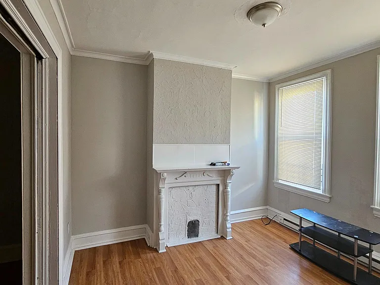 3046 Clifford St — Photo 26