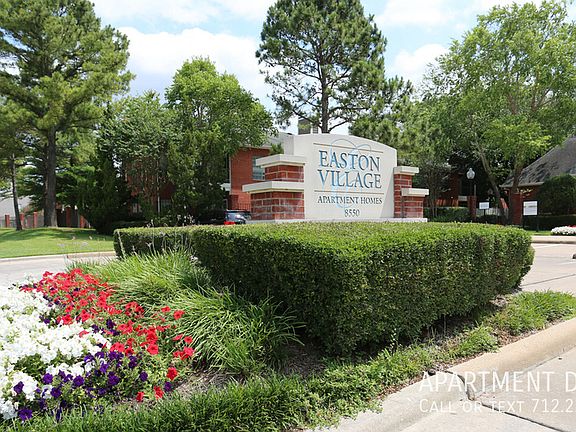 4th image of 8556 Easton Commons Dr #2402