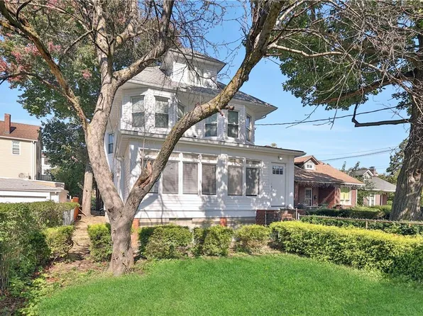 189 Pelham Road, New Rochelle, NY 10805