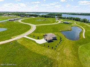2301 W 9th St, Albert Lea, MN 56007