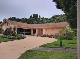 1534 Glengarry Dr, Palm Harbor, FL 34684