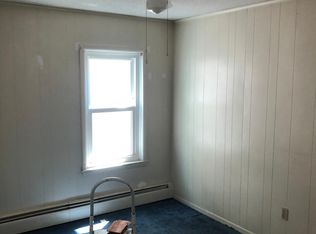 24 Magnolia St FLOOR 1, Pawtucket, RI 02860