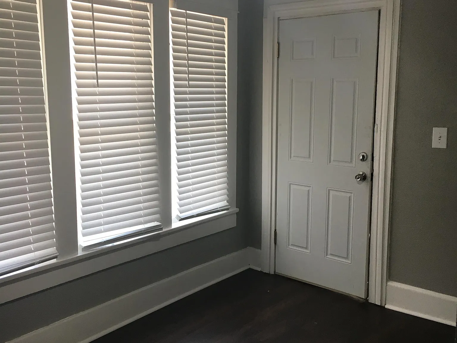 2600 N Robinson-B - 1 — Photo 4