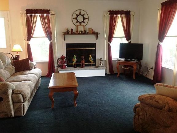 2nd image of 648 Monmouth Ave
