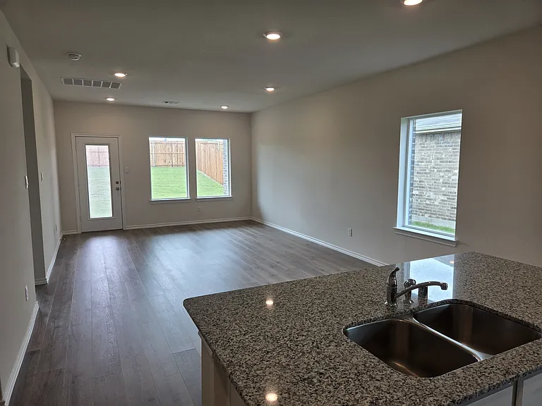 1718 Teton River Dr — Photo 6