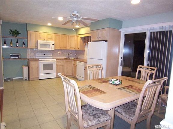 3rd image of 25 Copeland Pl