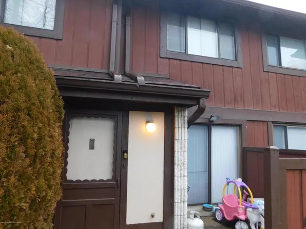 41 Stone Ln, Staten Island, NY 10314