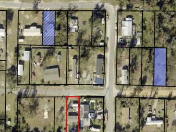 1118 5th St, Southport, FL 32409