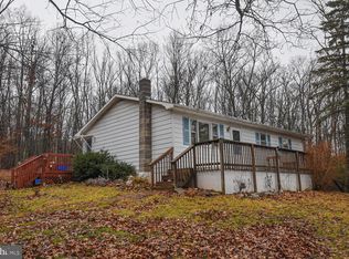 96 Hotts Dr, Points, WV 25437