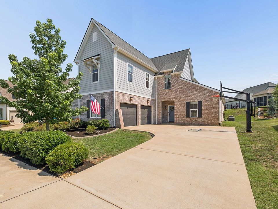 1st image of 251 Croft Way
