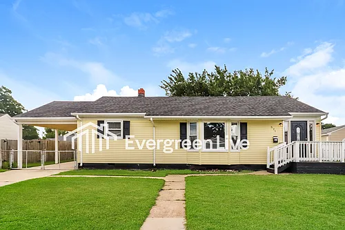 521 Weaver Cir Photo 1
