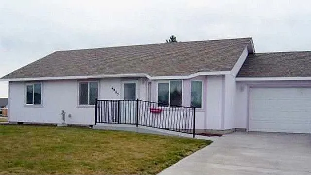 4985 Thrush Ln photo 1