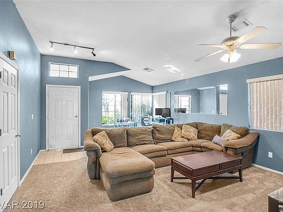 3rd image of 5532 Del Lago Dr