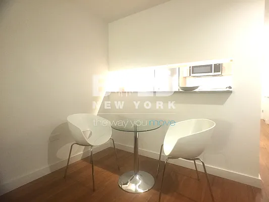 Rented by Bold New York | media 28