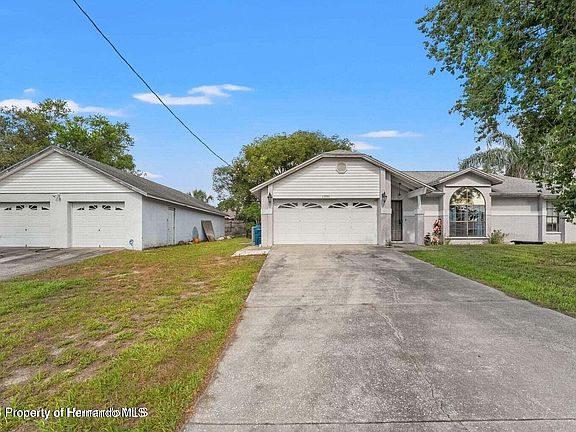 4th image of 13991 Coronado Dr