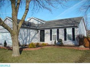 1288 Valley Dr, Marysville, OH