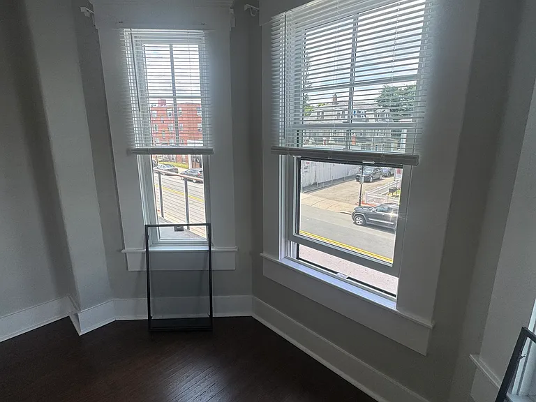 662 Moody St #2 — Photo 4