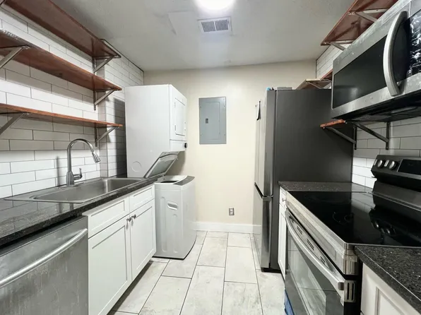 500 Parkway Dr NE APT 2, Atlanta, GA 30308