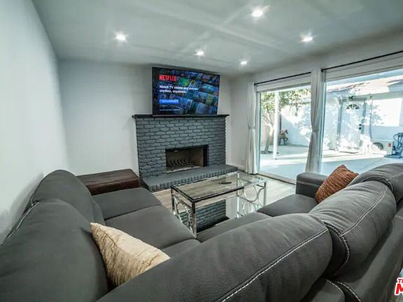 5th image of 7545 Shoup Ave #A