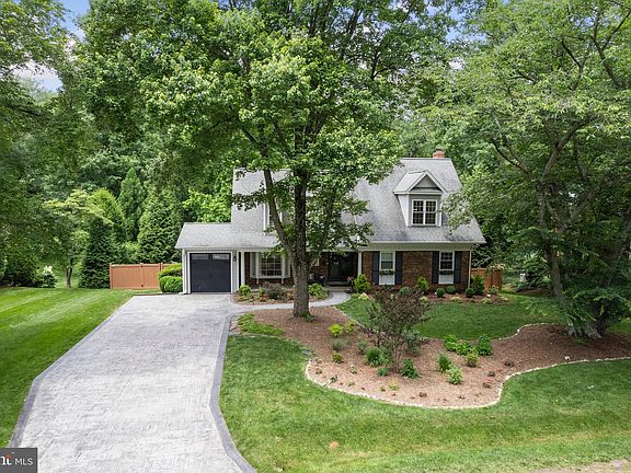 3rd image of 3224 Wynford Dr