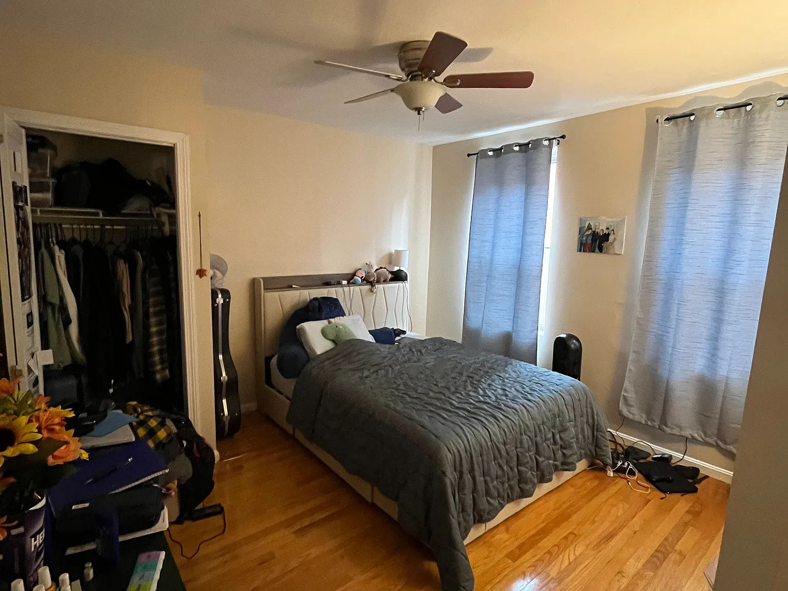 2 bed, 999 sqft, $3,720 — Photo 4