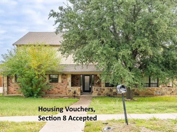 4212 Village Green Dr, Irving, TX 75038