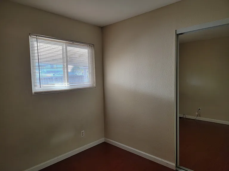 Askham Place Ct — Photo 35