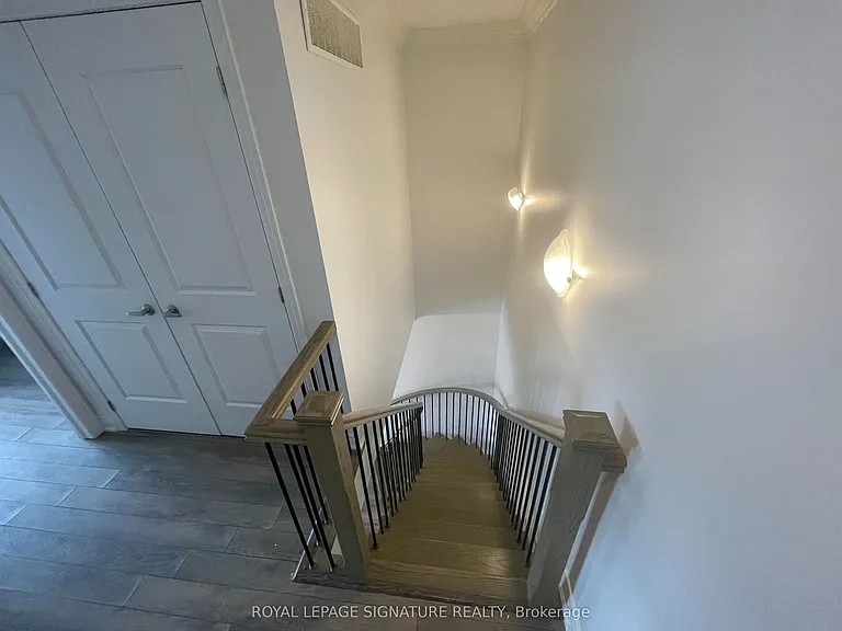 125 Kayla Cres #14 — Photo 3