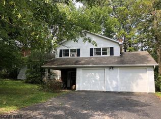 625 Devonshire Dr, State College, PA 16803