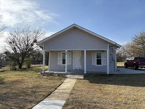 3 bed, 1292 sqft, $1,800 — Photo 2