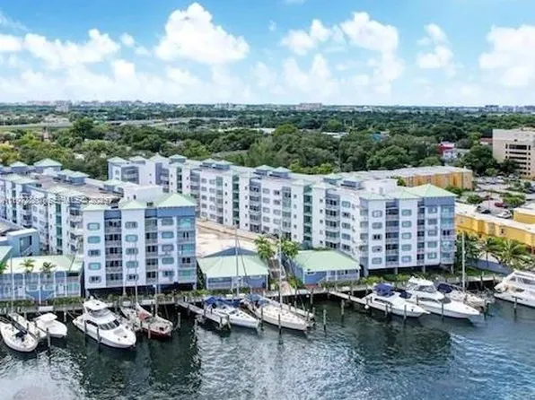 2415 NW 16th Street Rd APT 214, Miami, FL 33125