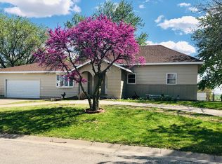 1401 Olive St, Concordia, KS 66901