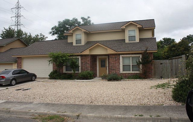 1st image of 443 Yorktown Blvd
