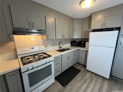 3003 Ala Napuaa Pl APT 311, Honolulu, HI, 96818
